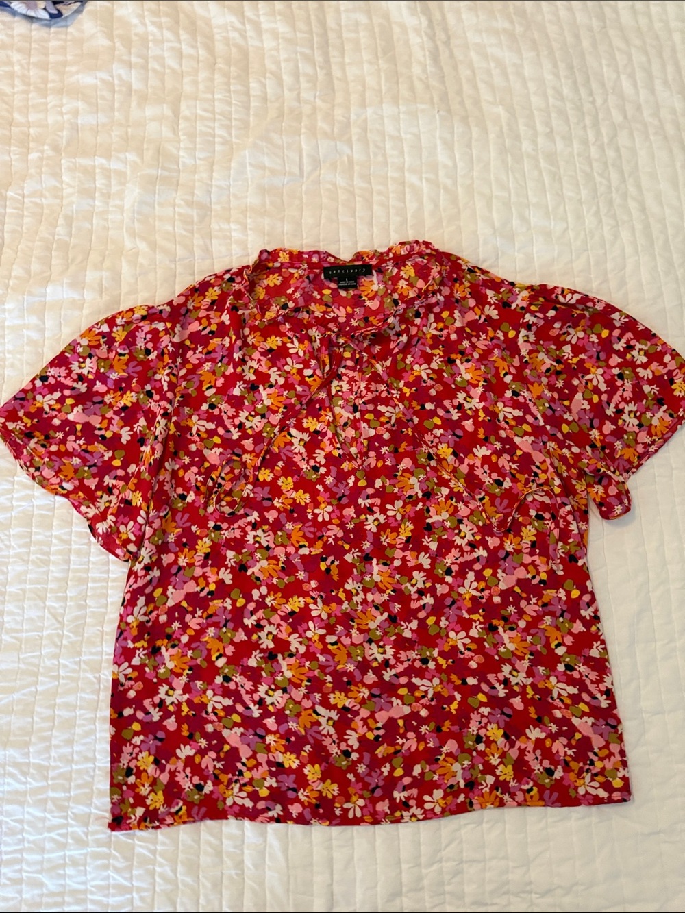 Sanctuary Fuchsia Pink Floral Ruffle-Neck Short Sleeve Blouse